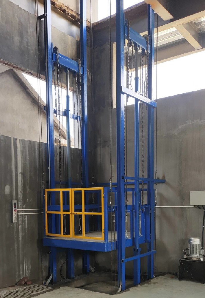 導軌式液壓升降貨梯電控系統特點